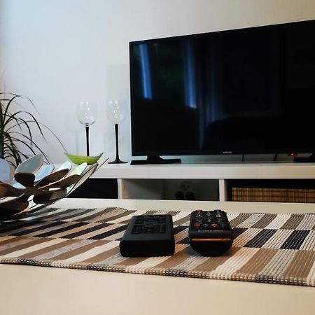 Moderne Et Paisible Studio Avec Balcon سانت أفولد المظهر الخارجي الصورة